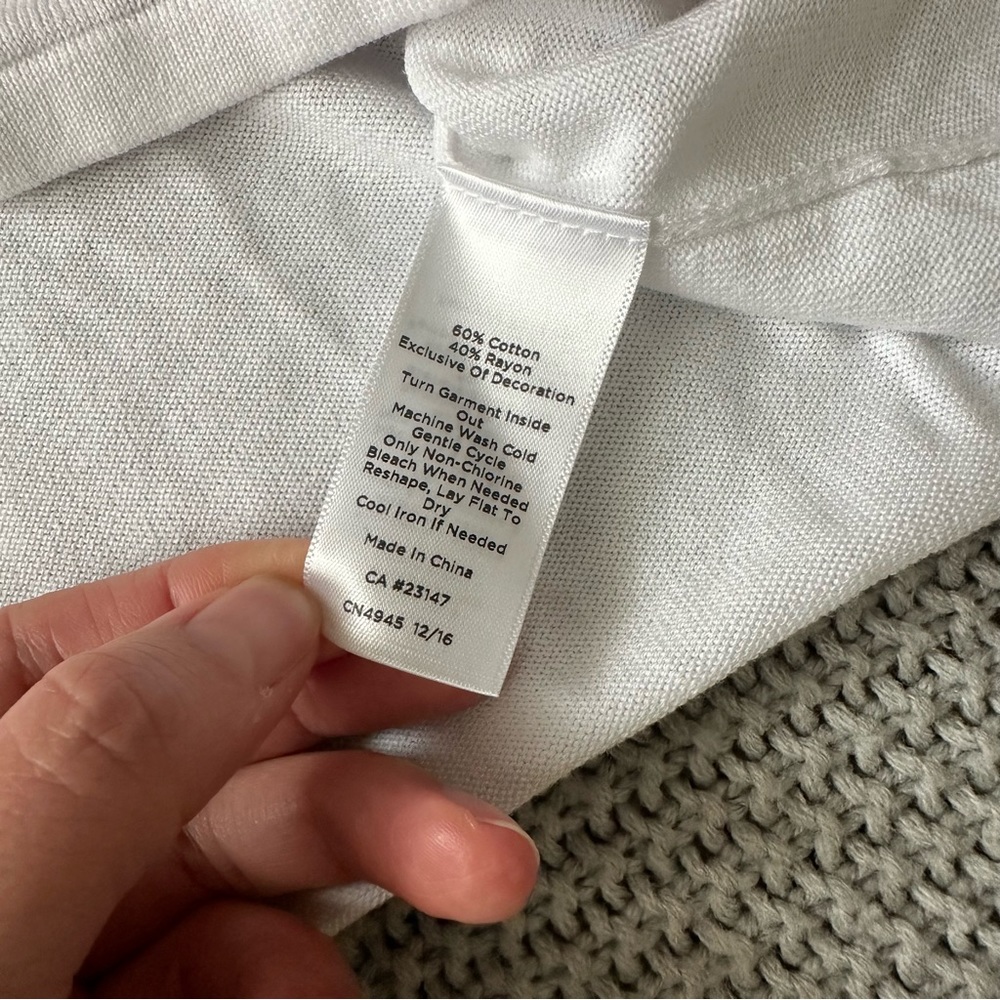 3/$20 Talbots Embroidered Tie-Sleeve V-Neck Sweater MP - Picture 7 of 10